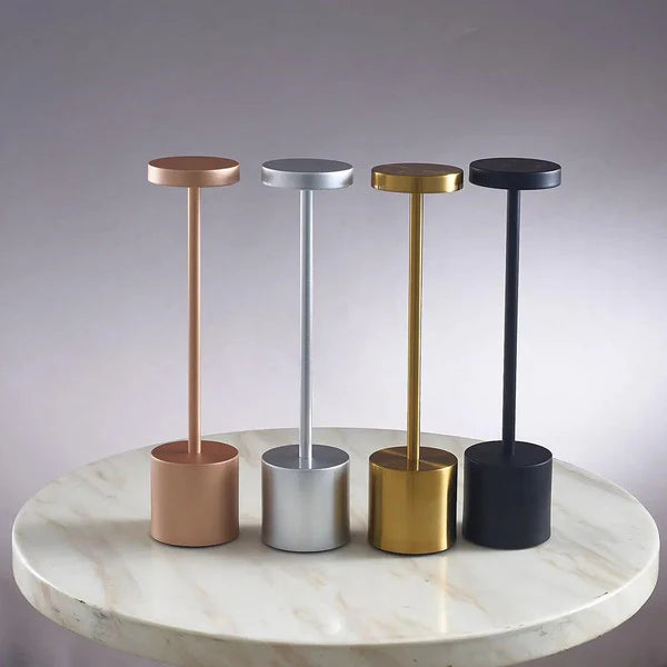 Luminária de Mesa Sem Fio | Bateria Recarregável e Iluminação Ajustável
