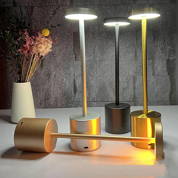 Luminária de Mesa Sem Fio | Bateria Recarregável e Iluminação Ajustável